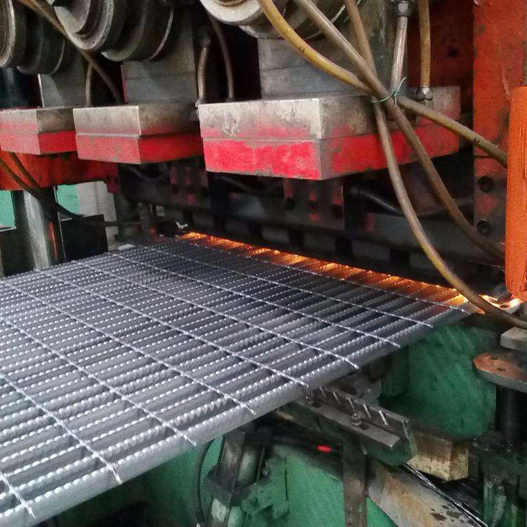 防滑鋼格板規格 防滑鋼格板規格