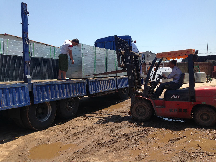 熱鍍鋅格柵板踏步 熱鍍鋅格柵板踏步