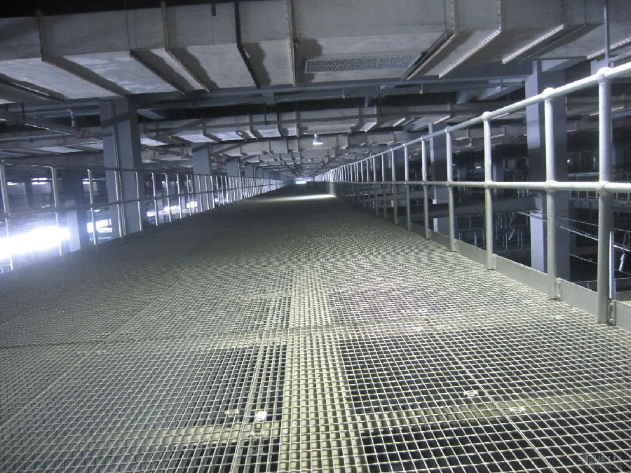 鍍鋅<a href='http://www.baiduwh.cn'>鋼格柵</a> 鍍鋅鋼格柵