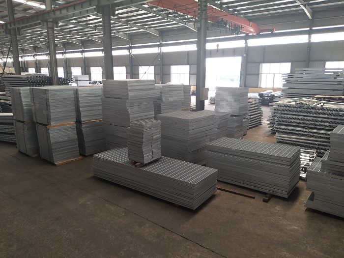 Q235熱鍍鋅格柵板 Q235熱鍍鋅格柵板