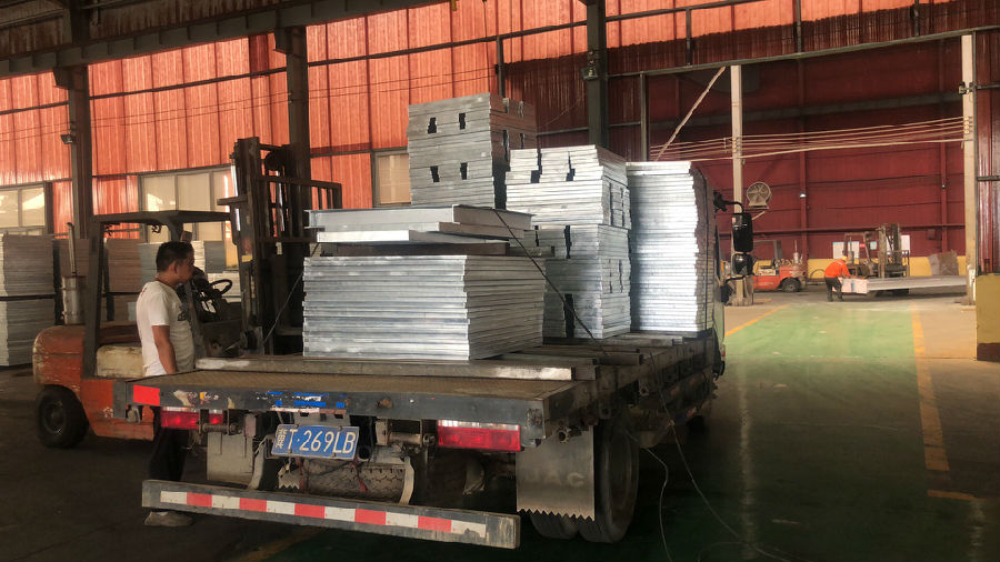 鍍鋅格柵板規格尺寸